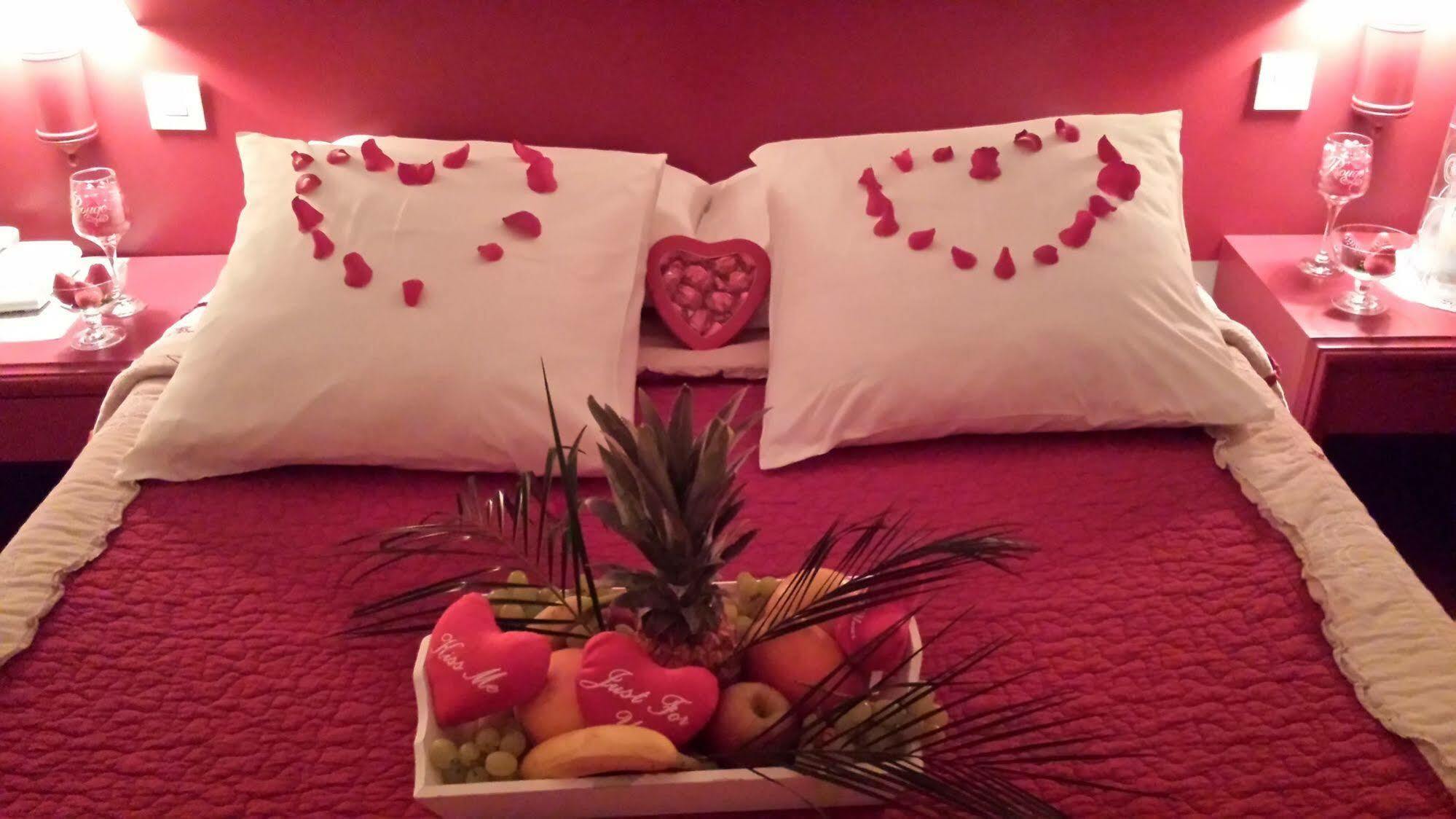 Hotel Le Beffroi Дрю Екстериор снимка